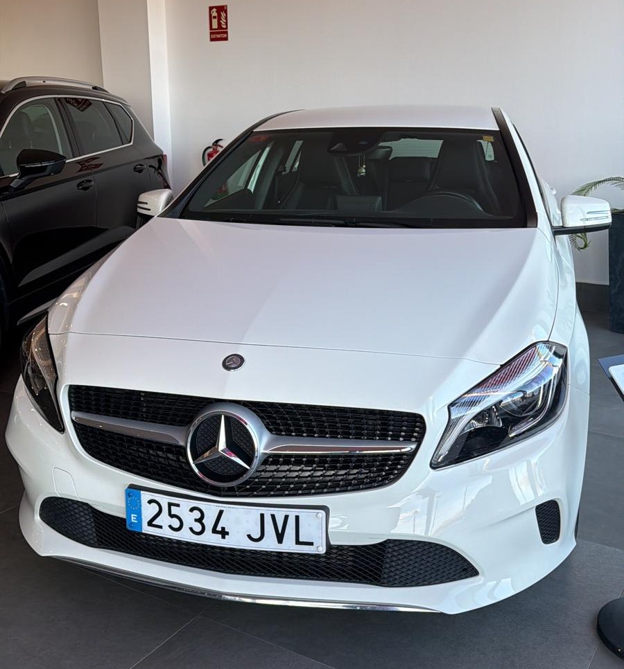 Mercedes Benz Clase A (todo) 200 URBAN 2.1 136CV foto 3